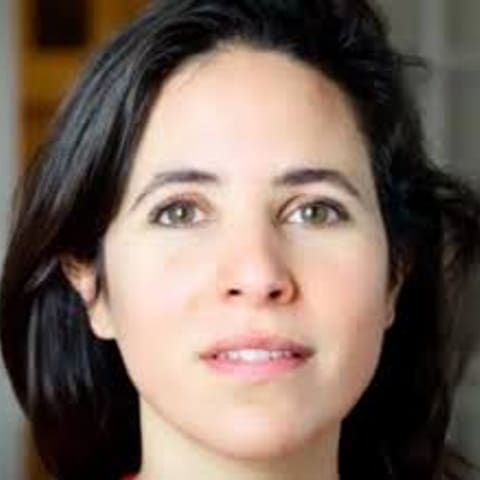 Cécile Gherassia, intervenante - mime et clown à la Katapulte Compagnie